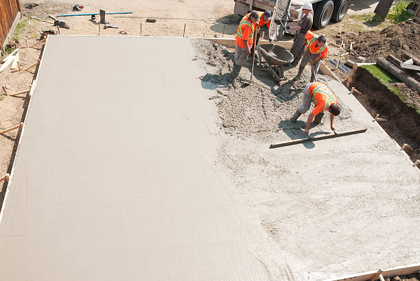 Best Concrete Driveway Installation  in Racine, WI